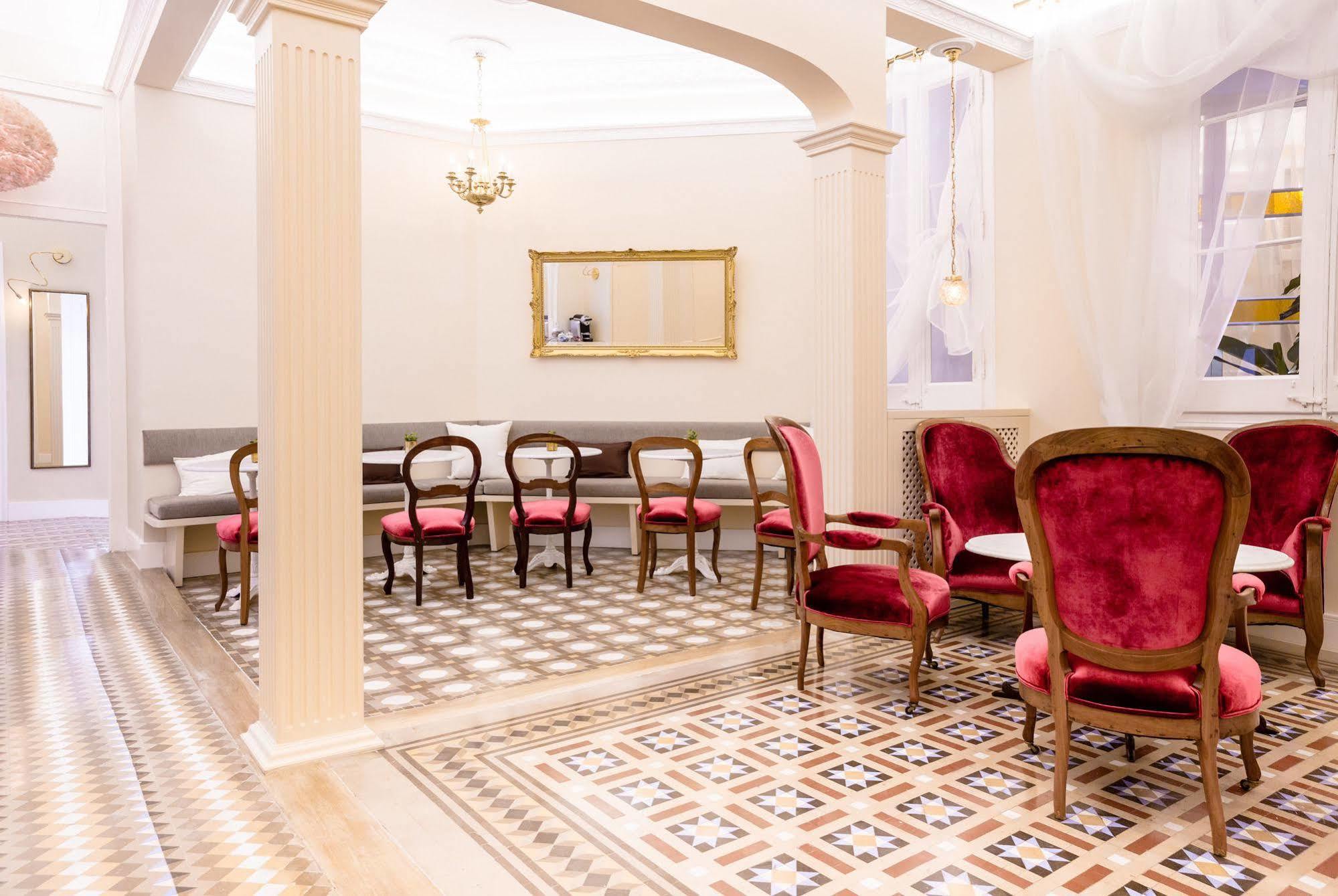 Anakena House Bed & Breakfast Barcelona Zewnętrze zdjęcie